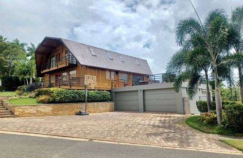 Algarrobos House | Sunset Log House minutes from Rincon