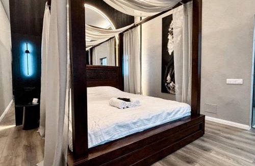 Old Town Apartment | Sunset Mad Central Luxury Residence