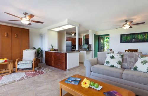 Keauhou Condo | Sunset Oasis in Paradise