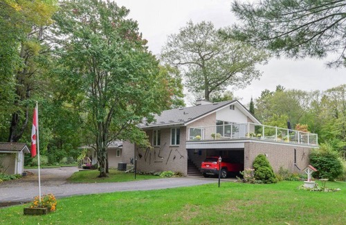 Gravenhurst House | ★Sunset On Lake Muskoka★ Large Family House