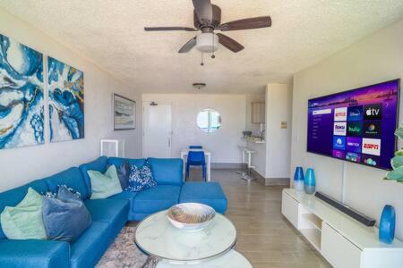 Isla Verde Apartment | Sunset Paradise Rentals - Isla Verde Beach