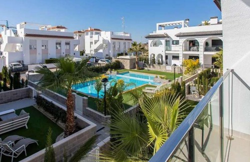 Quesada Apartment | Sunset Paradise - Sleeps 4 Pool Terrace & Views