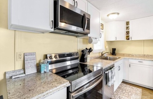 Moses Lake House | Sunset Paradise
