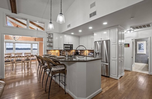 Terrell House | Sunset Pointe - Entertainers Dream with Amazing Lake Norman Views