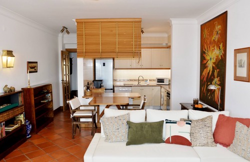 Sao Martinho do Porto Apartment | Sunset - Sea view 1 bedroom apartment in Sao Martinho Do Porto with pools
