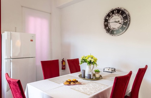 Lefktron House | Sunset Serenity - Kardamili Seaside Getaway
