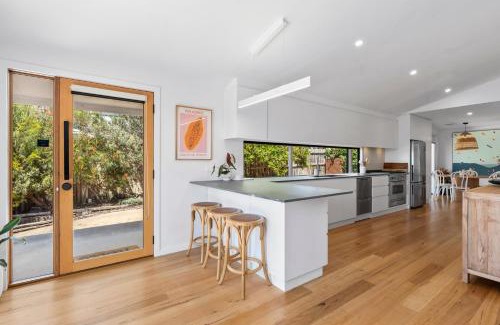 Ocean Grove House | Sunset Shack - Sleeps 6 - Dog friendly!