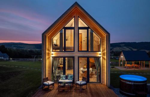 Ustrzyki Dolne House | Sunset Stodoły w Bieszczadach