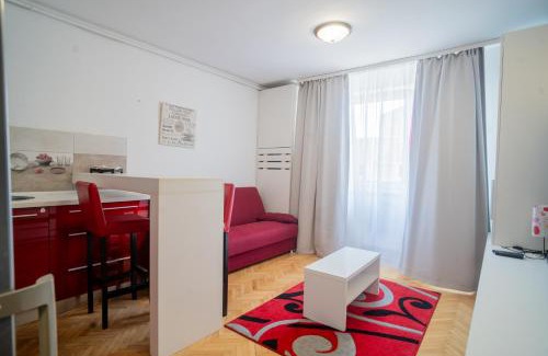 Centrul Vechi Apartment | SUNSET Studio