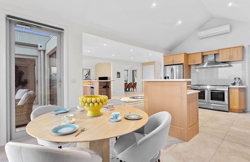 Mount Martha House | Sunset View Luxury 4 Bedrooms With Sauna