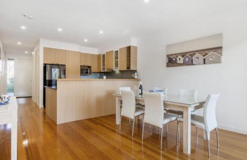 Mornington House | Sunset Views Mornington