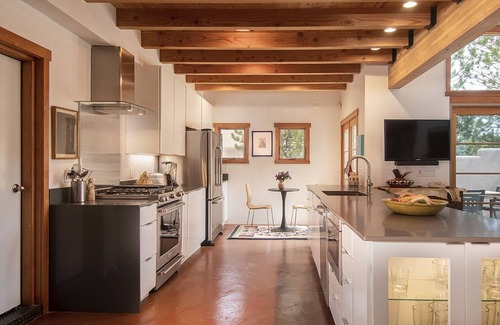 Northeast Santa Fe Condo | Sunset Villa- Off Artist Road and Bishops's Lodge.