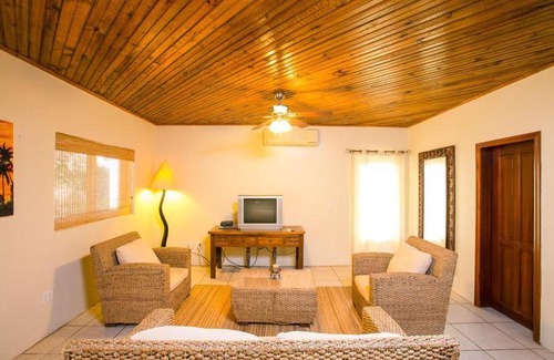 West End Apartment | Sunset Villas 10B