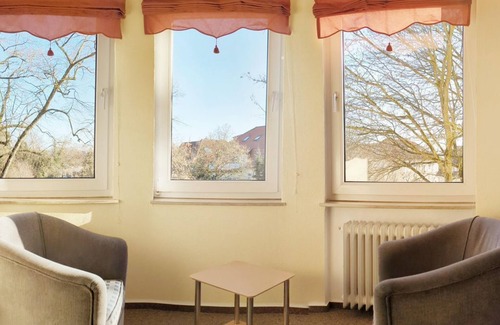 Bad Salzuflen Apartment | Sunshine 78 m², 3 rooms - Haus Königin Luise