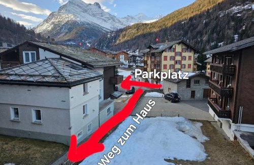 Saas Grund House | Sunshine
