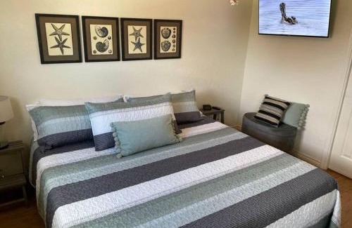 Surfside Beach House | Sunshine DayDream by SurfBreakLLC