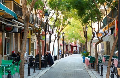 Fuengirola City Centre Apartment | Sunshine flat on the beach