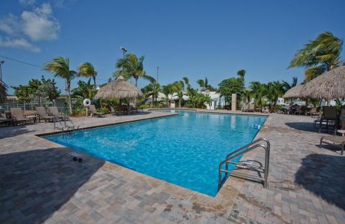 Big Pine Key Hotel | Sunshine Key RV Resort & Marina