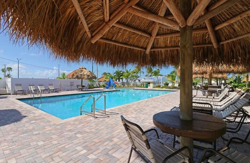 Big Pine Key Resort | Sunshine Key Travel Trailer 10