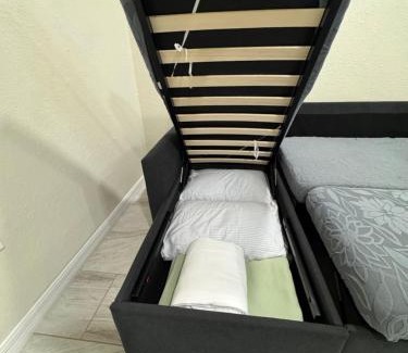 Lehigh Acres Apartment | Sunshine Nest