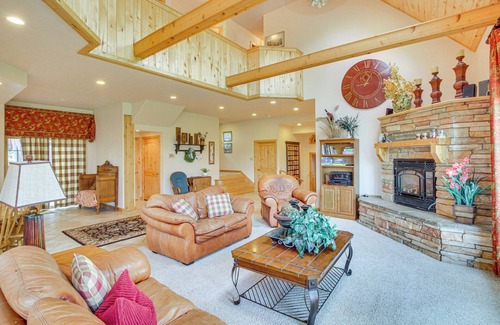 Oneida County House | 'Sunshine Ranch' in Idaho: Outdoor Living & Views!