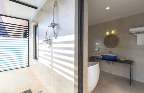 Pokhara Resort | Sunshine Resort Pokhara - Your Private Paradise