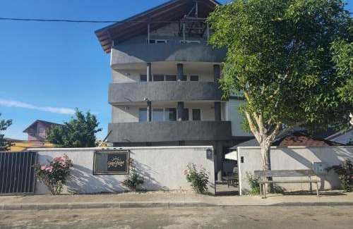 Costinesti House | Sunshine