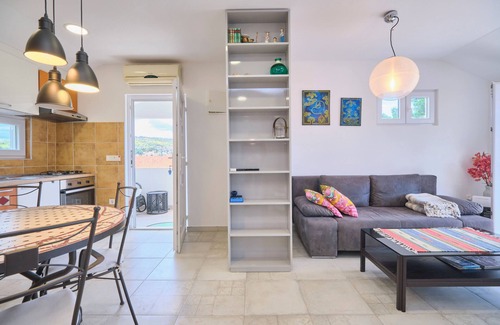 Businci Apartment | Sunshine Suite #2 by Litto