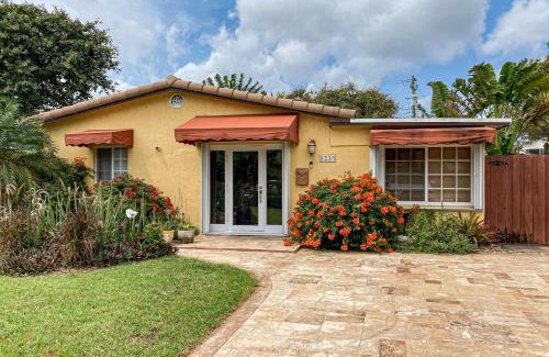 South Middle River House | Sunshine Villa