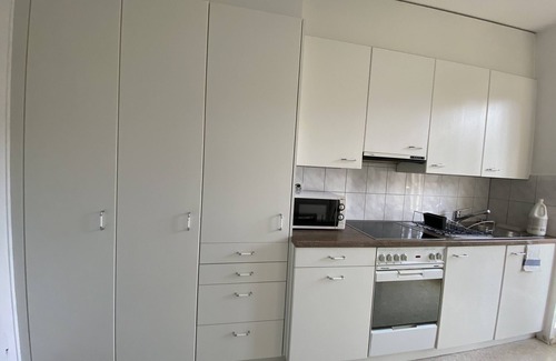 Escher Wyss Apartment | SUP STADIUM SIDE ROOM 1