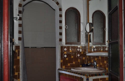 Malabata House | Superb room for 5 people with pool in Tangier