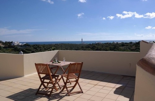 Ferragudo Villa | Super 4 Bedroom Villa With Fantastic Views Near Beach and Village