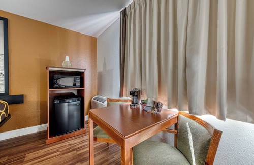 Alamosa Hotel | Super 8 by Wyndham Alamosa