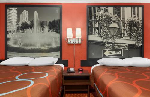 Baton Rouge Hotel | Super 8 by Wyndham Baton Rouge/I-10