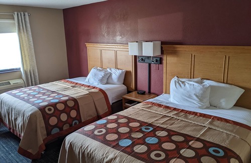 Brainerd Hotel | Super 8 by Wyndham Baxter/Brainerd Area