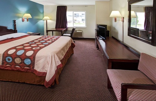 Heath Hotel | Super 8 by Wyndham Heath/Newark