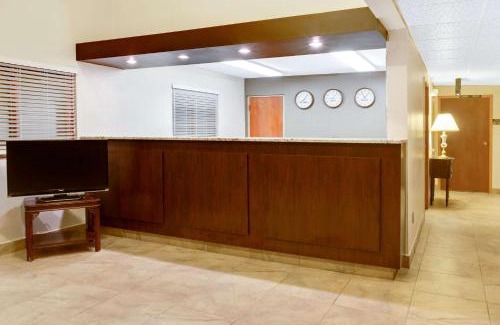 Del Camino Hotel | Super 8 by Wyndham Longmont/Del Camino
