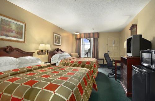 New Iberia Hotel | Super 8 by Wyndham New Iberia