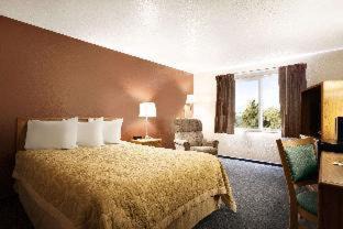 North Platte Hotel | Super 8 by Wyndham North Platte
