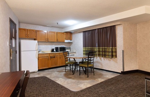 Prince George Hotel | Super 8 by Wyndham Prince George