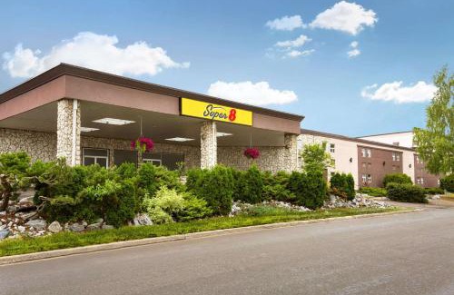 Prince George Hotel | Super 8 by Wyndham Prince George