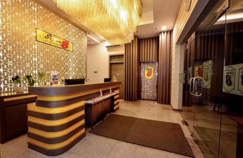 Surakarta Hotel | Super 8 by Wyndham Solo