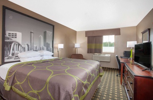 Waycross Hotel | Super 8 by Wyndham Waycross GA