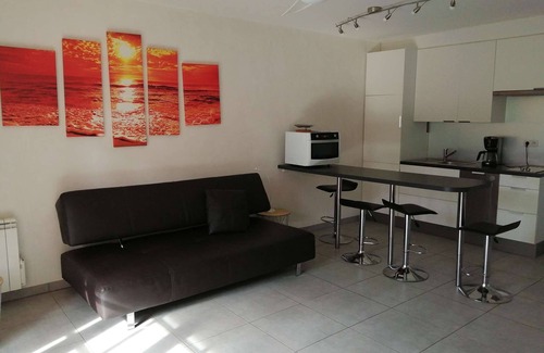 Le Brusc Apartment | Super Apartment 4 beds in Six-Fours-Les-Plages