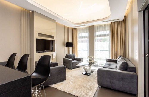 Grunwald Apartment | Super Apartamenty City Park with swimming pool and sauna