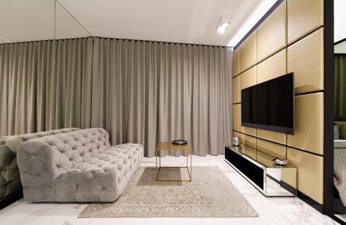 Poznan City Center Apartment | Super-Apartamenty VIP Jacuzzi