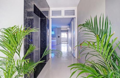 Sualkuchi Hotel | Super Collection O ISBT