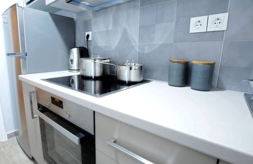 Neapoli Apartment | Super Comfy Modern Flat in Kolonaki area