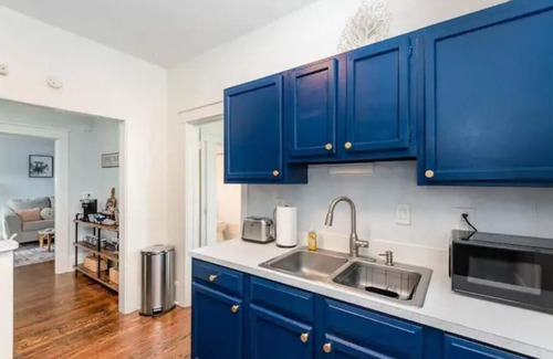 New Smyrna Beach Apartment | Super Cute Apt Easy Walk to Restaurants-Bars-Beach