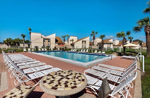 Summer Breeze Condo | 🏖️Super Deals! Free Activities! Family Friendly Resort!🏖️